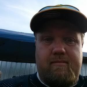 Meet your Posher, Kenneth